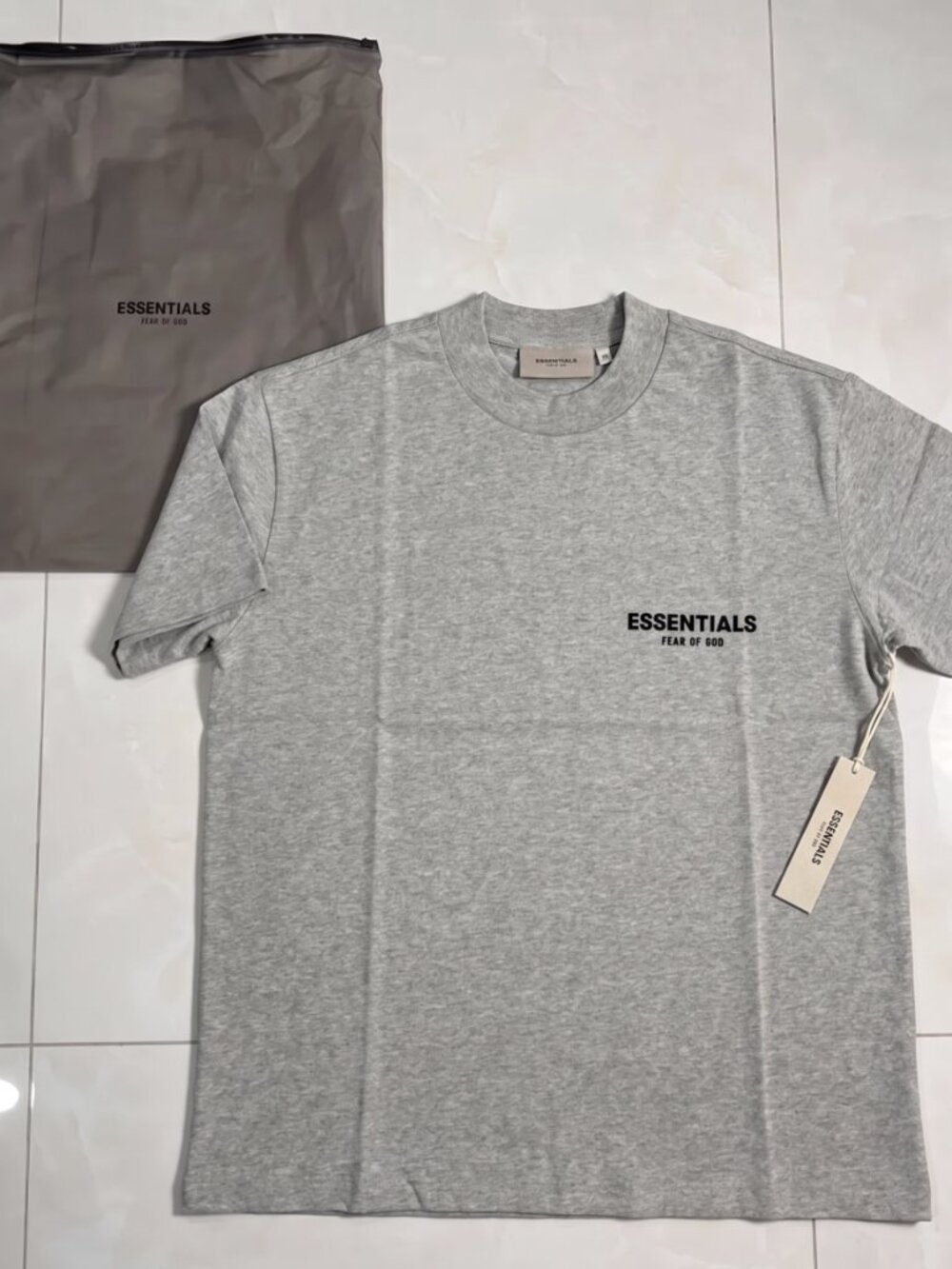 Fear of God Essentials Crew Neck T-Shirt SS22 Light Oatmeal